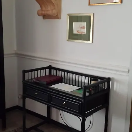 فندق مبيت وإفطار Degli Ottimati