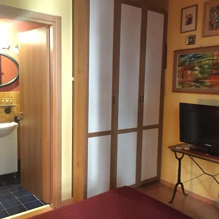 Degli Ottimati Bed & Breakfast 4*
